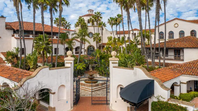 Sober Living by the Sea in Costa Mesa, CA 92627, providing a peaceful environment for recovery.