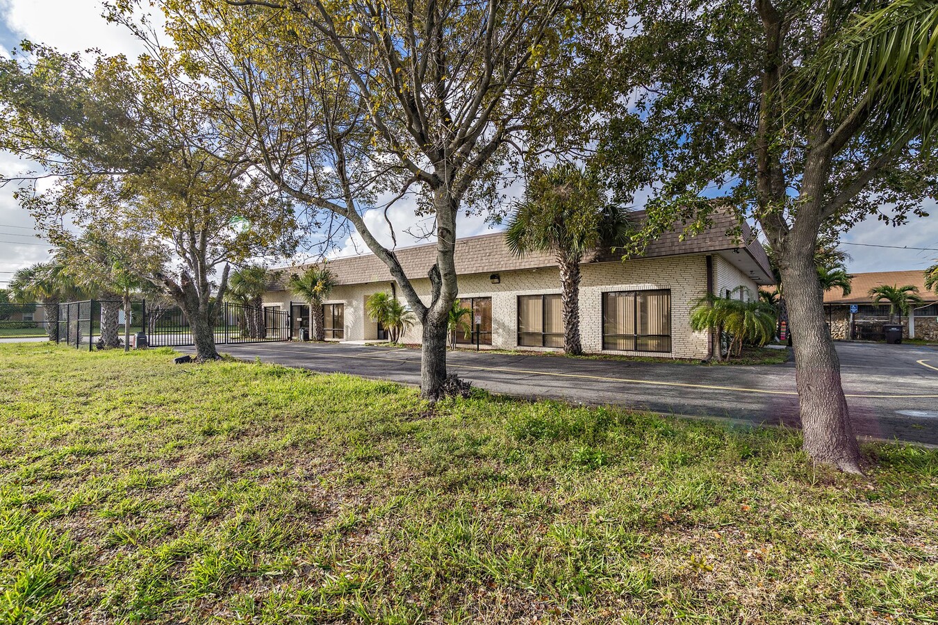 Sunshine Recovery Center