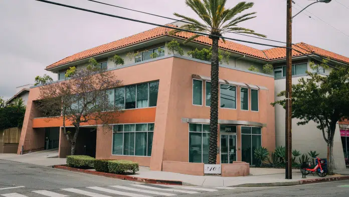 Thrive Treatment in Santa Monica, California, providing addiction and mental health treatment services