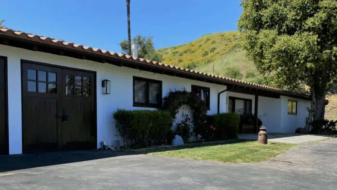 Visions Adolescent Treatment in Malibu, CA, offering specialized addiction and mental health treatment for teens