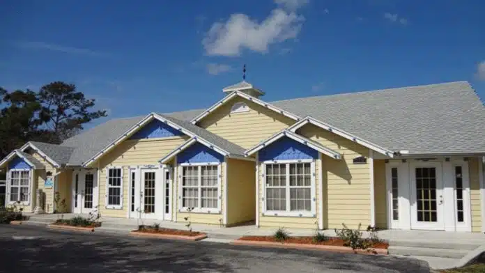 Exterior view of 12 Keys Rehab facility in Jensen Beach, FL, specializing in addiction treatment and recovery programs.