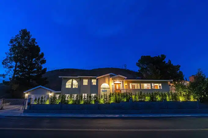 Spark To Recovery facility in Granada Hills, California, providing essential addiction treatment and recovery support services for individuals seeking to overcome substance use challenges.