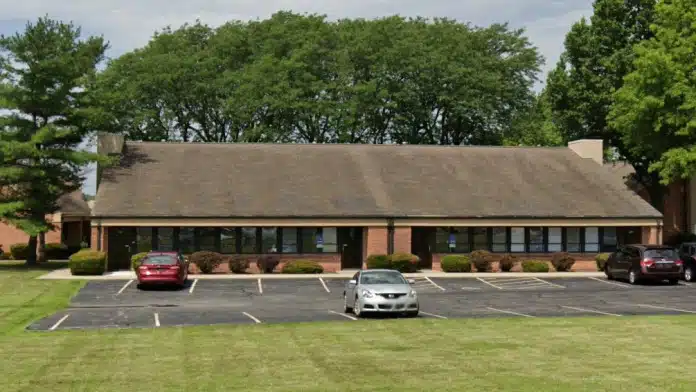 Exterior view of A&E Behavioral Healthcare Associates facility in Decatur, IL, specializing in mental health services.