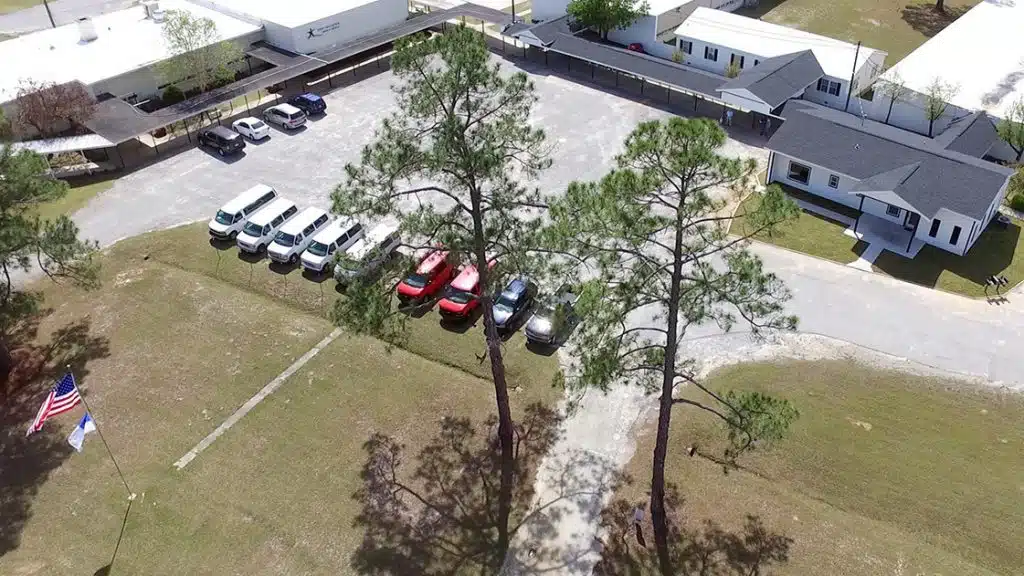 Exterior view of Georgia Men’s Center facility in Dublin, GA, specializing in addiction treatment for men.