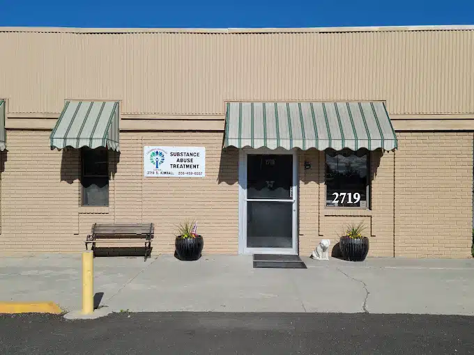 Exterior view of Caldwell Recovery Center, providing comprehensive addiction treatment in Caldwell, ID.