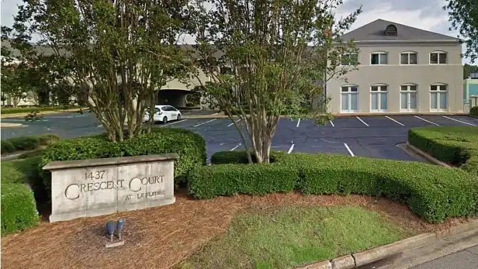 Exterior view of A Bridge To Recovery in Jackson, MS.
