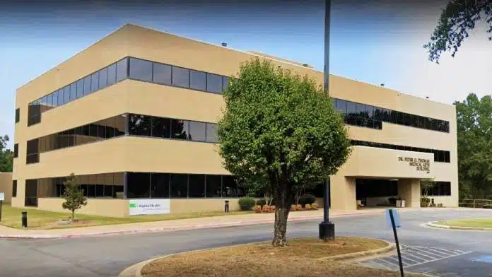 Exterior view of Baptist Health Behavioral Health Clinic, offering comprehensive mental health services in Little Rock, AR.