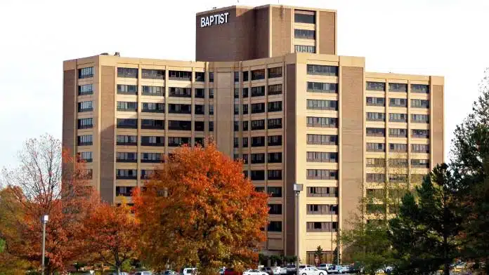Exterior view of Baptist Health Medical Center-Little Rock, providing quality healthcare services in Little Rock, AR.