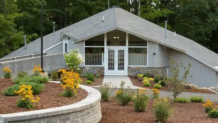 Exterior view of Canterbury Behavioral Health in Canterbury, NH.