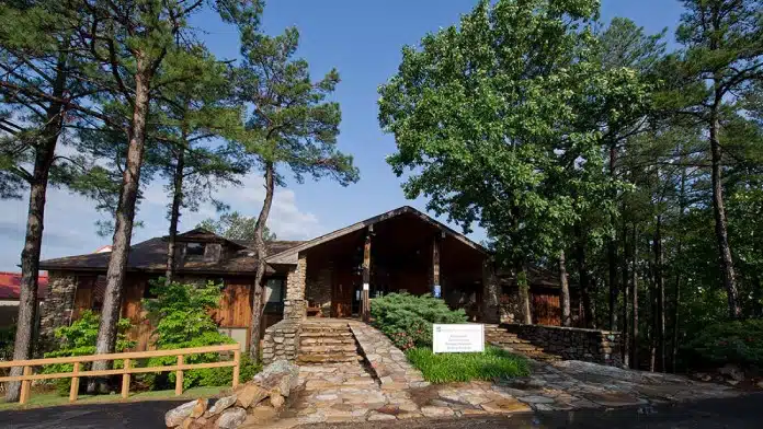 Exterior view of The BridgeWay, specializing in exceptional addiction recovery services in North Little Rock, AR.