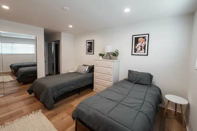 California Addiction Treatment, an addiction treatment center in Huntington Beach, CA with a 4.7 rating and 17 Google reviews.