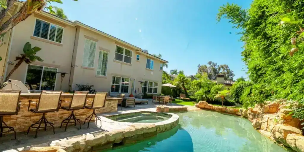 Exterior view of Dana Shores Recovery Center, a luxury addiction treatment center in San Juan Capistrano, CA.