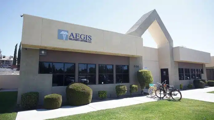 Exterior view of Aegis Treatment Centers on Columbus Street in Bakersfield, CA.