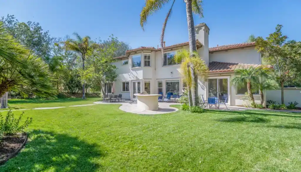 Exterior view of Altitude Recovery Community addiction treatment center in Camarillo, CA.