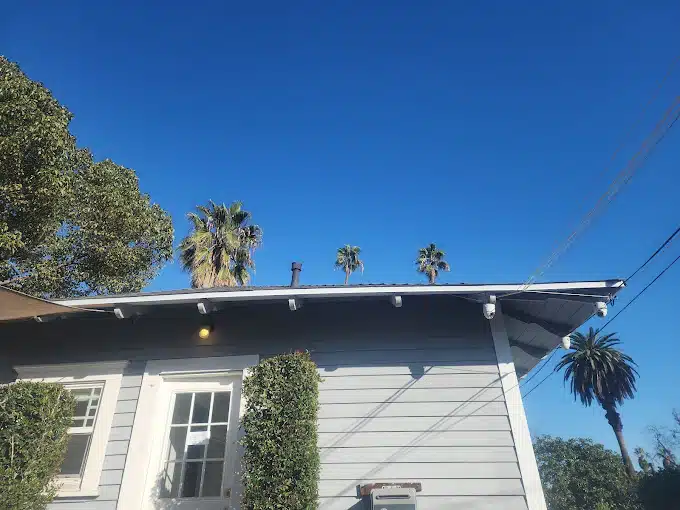 Exterior view of Melrose Recovery, LLC, an addiction treatment center in Los Angeles, California.