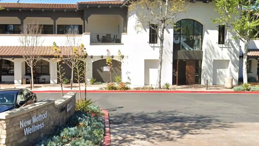 Exterior view of New Method Wellness, an addiction treatment center in San Juan Capistrano, CA.