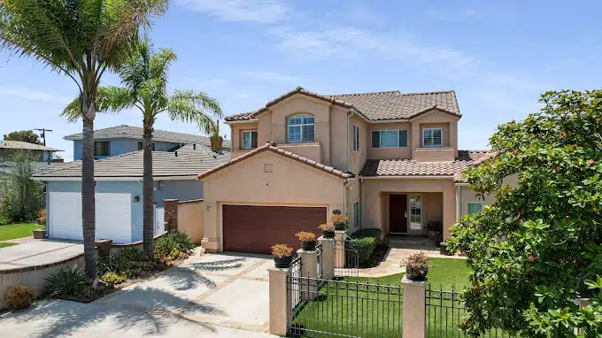 Exterior view of Purposes Recovery, an addiction treatment center in Los Angeles, California.