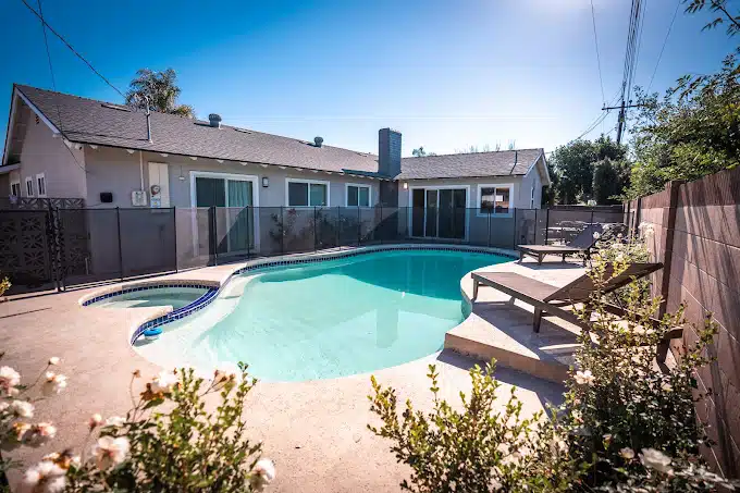 Surf City Detox Eton, an addiction treatment center in Huntington Beach, CA with a 5.0 rating and 5 Google reviews.