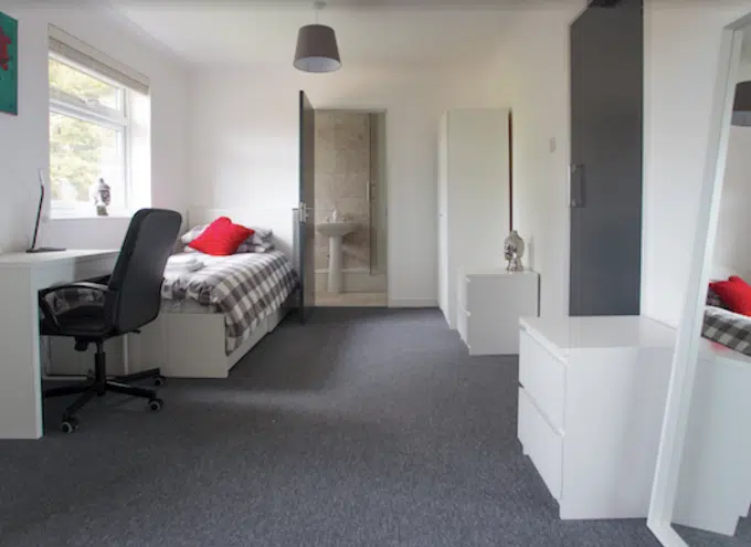 Exterior view of Westminster Recovery, an addiction treatment center in Westminster, California.