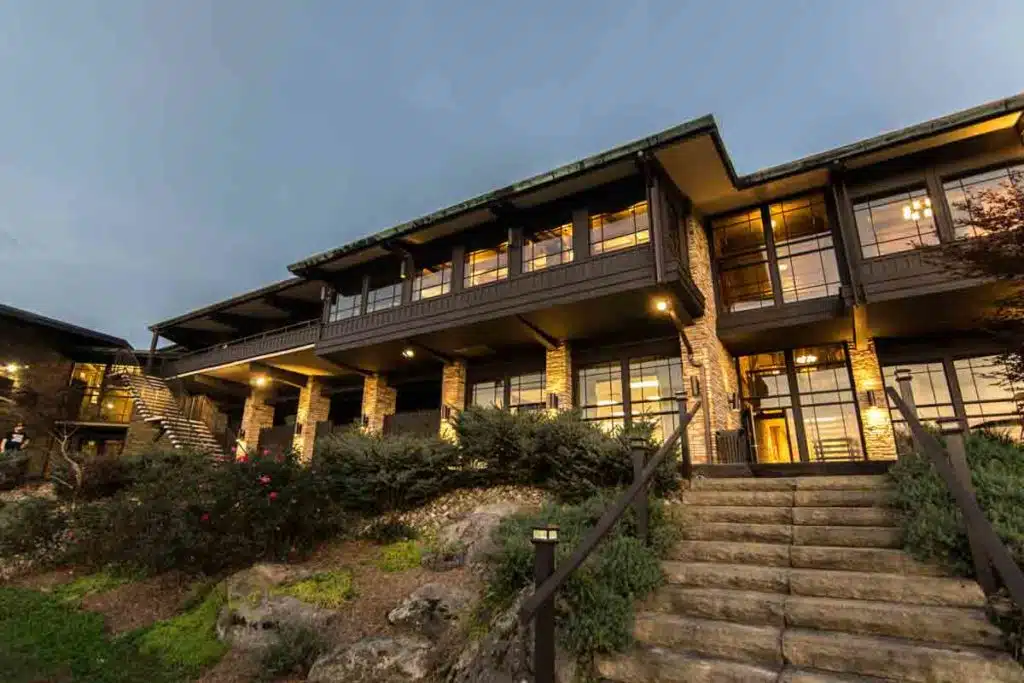 The Bluffs Rehab - Scenic Woodland Private Rehab Program in Sherrodsville, OH