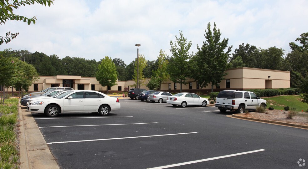 Crescent Pines Hospital