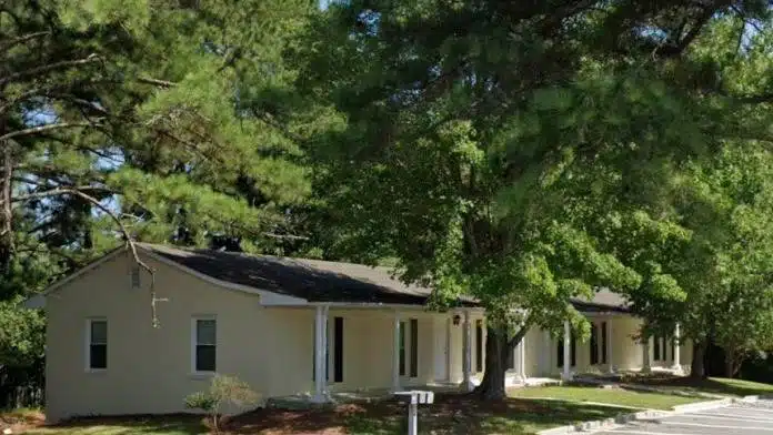 Breaking the Chains - Private Alcohol and Drug Rehabilitation Facility in Fayetteville, GA
