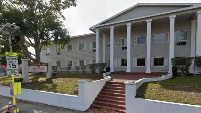 Entrance of WestCare Gulfcoast Davis-Bradley CIC in Saint Petersburg, Florida – community integration & behavioral health center