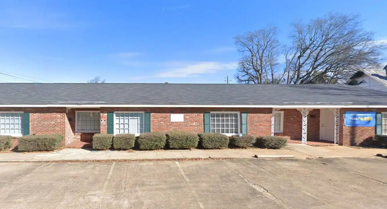 Entrance view of Aletheia House women’s residential recovery center in Selma, Alabama
