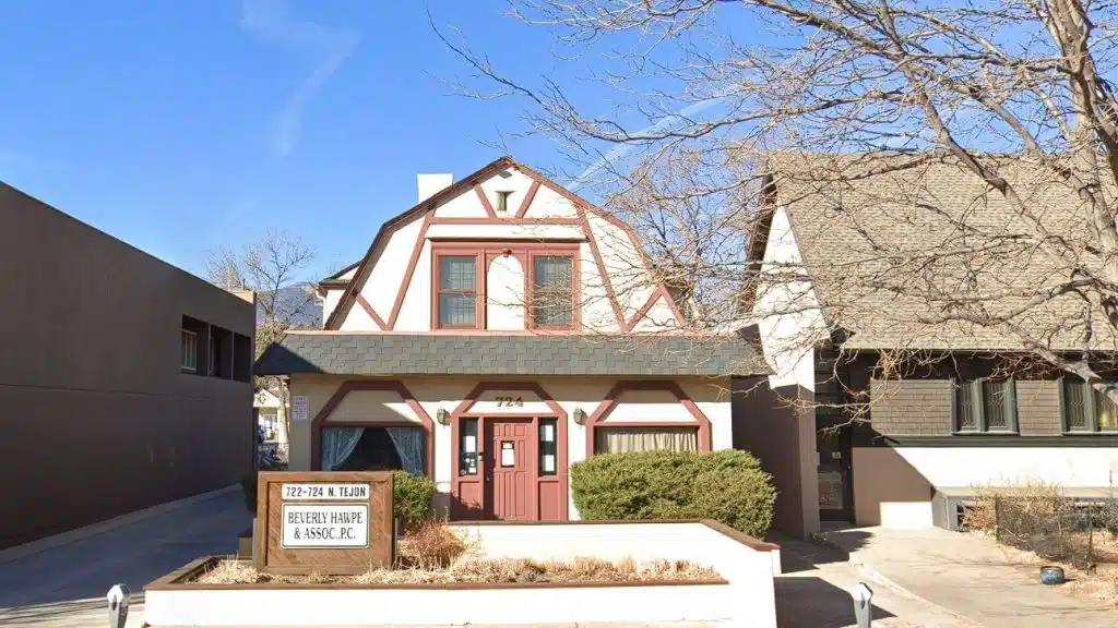 Front entrance of Beverly Hawpe and Associates counseling center in Colorado Springs, Colorado
