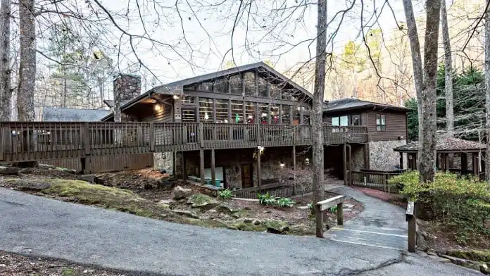 Main entrance of Bradford Health Services Warrior Campus with signage, driveway, and landscaped surroundings