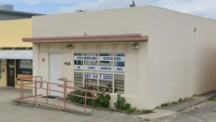 Front entrance of Counseling Services of Lake Worth in Lake Worth, FL