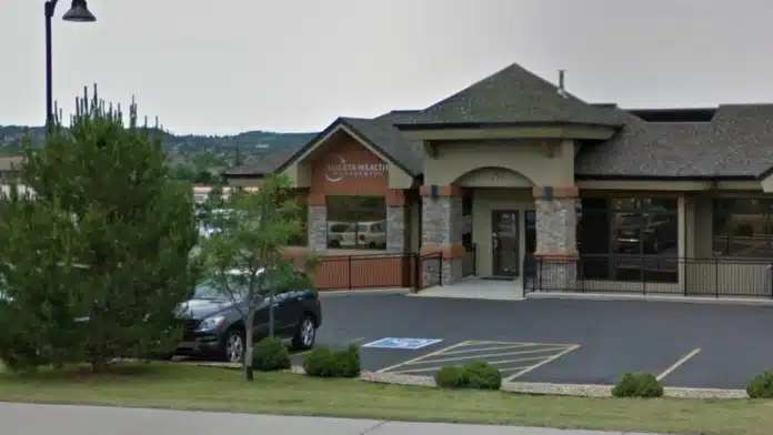 Front entrance of New Paradigm Counseling in Castle Rock, Colorado, offering mental health and addiction counseling services