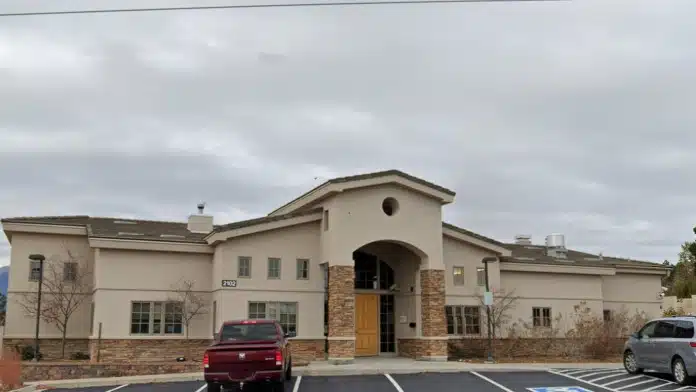 Front entrance of Sandstone Care Detox Center in Colorado Springs, Colorado