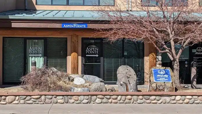 Front view of Diversus Health Woodland Park Counseling Center in Woodland Park, Colorado