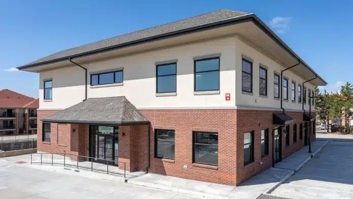 Entrance of Clinica Family Health & Wellness in Broomfield, Colorado 80020, providing family health, behavioral health, and wellness services.