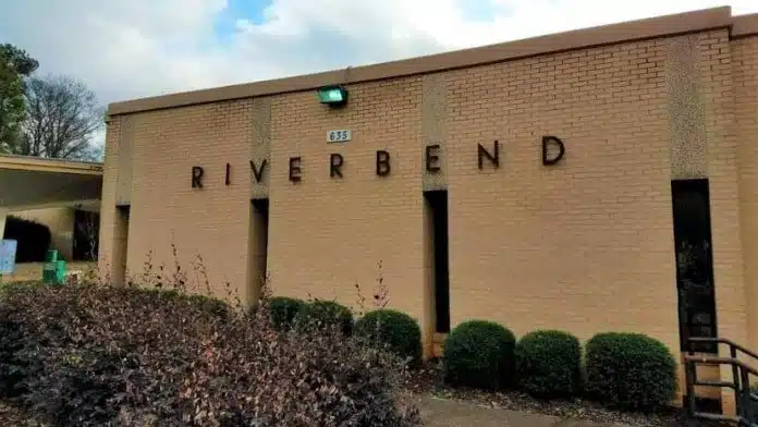 Main entrance of Riverbend Center for Mental Health outpatient clinic, Florence, Alabama
