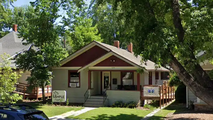 Entrance of Sample Therapy Services in Longmont, Colorado