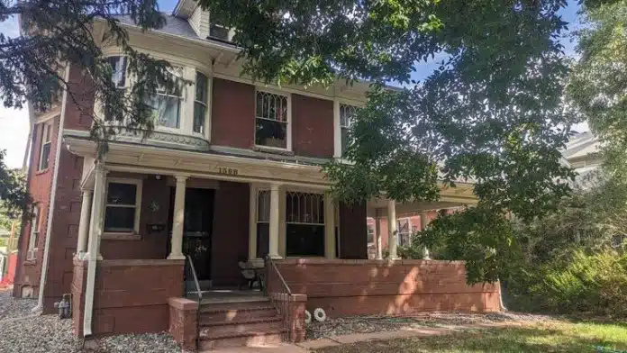 Entrance to Sobriety House Stepping Stone facility in Denver, Colorado 80206