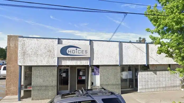 Entrance to Choices in Recovery facility in Vista, California 92083