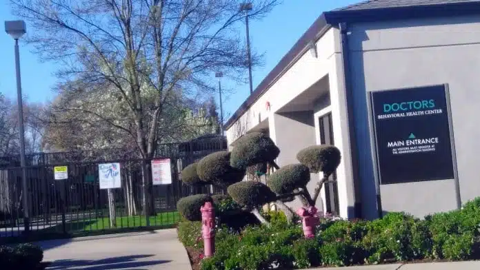 Entrance to Doctors Behavioral Health Center facility in Modesto, California 95355