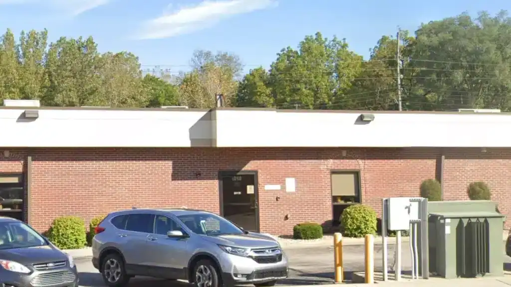 Front entrance of Richmond VA Clinic located in Richmond, Indiana, providing veteran healthcare services