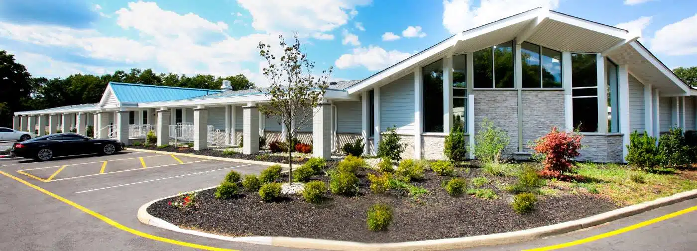 calm and professional medical detox facility environment - Alcohol Detox