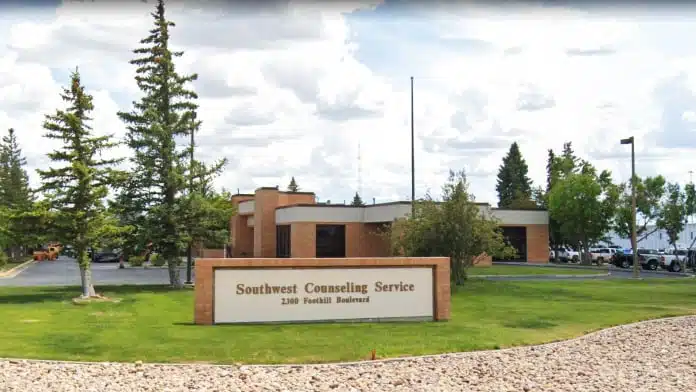 Front entrance of Southwest Counseling Men’s Therapy Center in Rock Springs, Wyoming, offering specialized addiction and mental health counseling for men