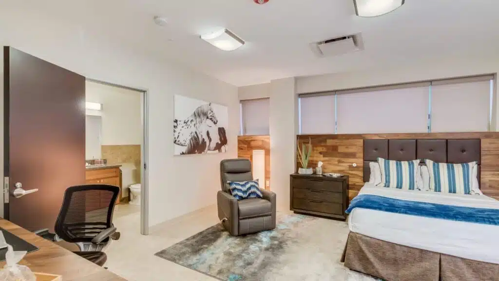 comfortable private room in a rehab facility - 30 day inpatient rehab programs near arlington comfortable private room in a rehab facility - 30 day inpatient rehab programs near arlington