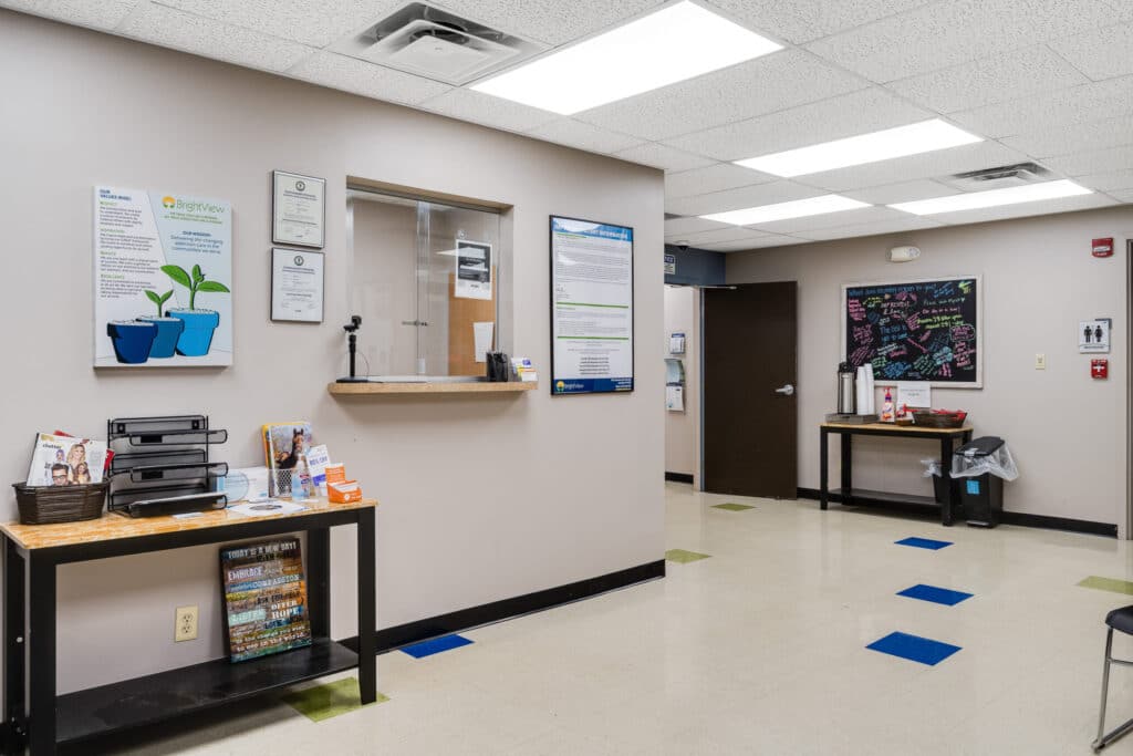 does rehab centers give you drugs