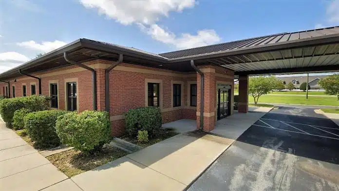 Front entrance of Edwards Assessments and Counseling in Roanoke Rapids, North Carolina