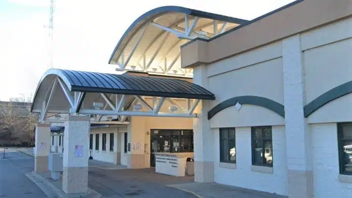 Entrance of Freedom House in Roxboro, NC 27573 offering addiction treatment and behavioral health services