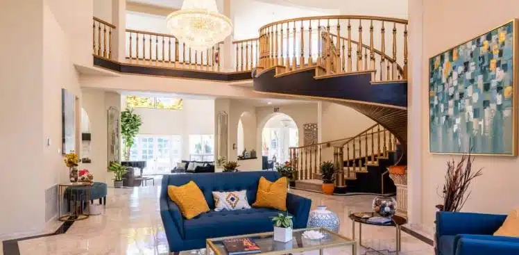 one-on-one therapy session in a comfortable setting - Villa Oasis San Diego: San Diego Drug & Alcohol Treatment one-on-one therapy session in a comfortable setting - Villa Oasis San Diego: San Diego Drug & Alcohol Treatment