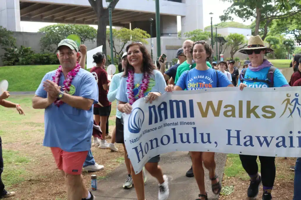 diverse group of people in a community setting in Hawaii - mental health Hawaii diverse group of people in a community setting in Hawaii - mental health Hawaii