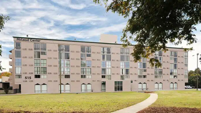 Main entrance of McLeod Addictive Disease Center in Charlotte North Carolina